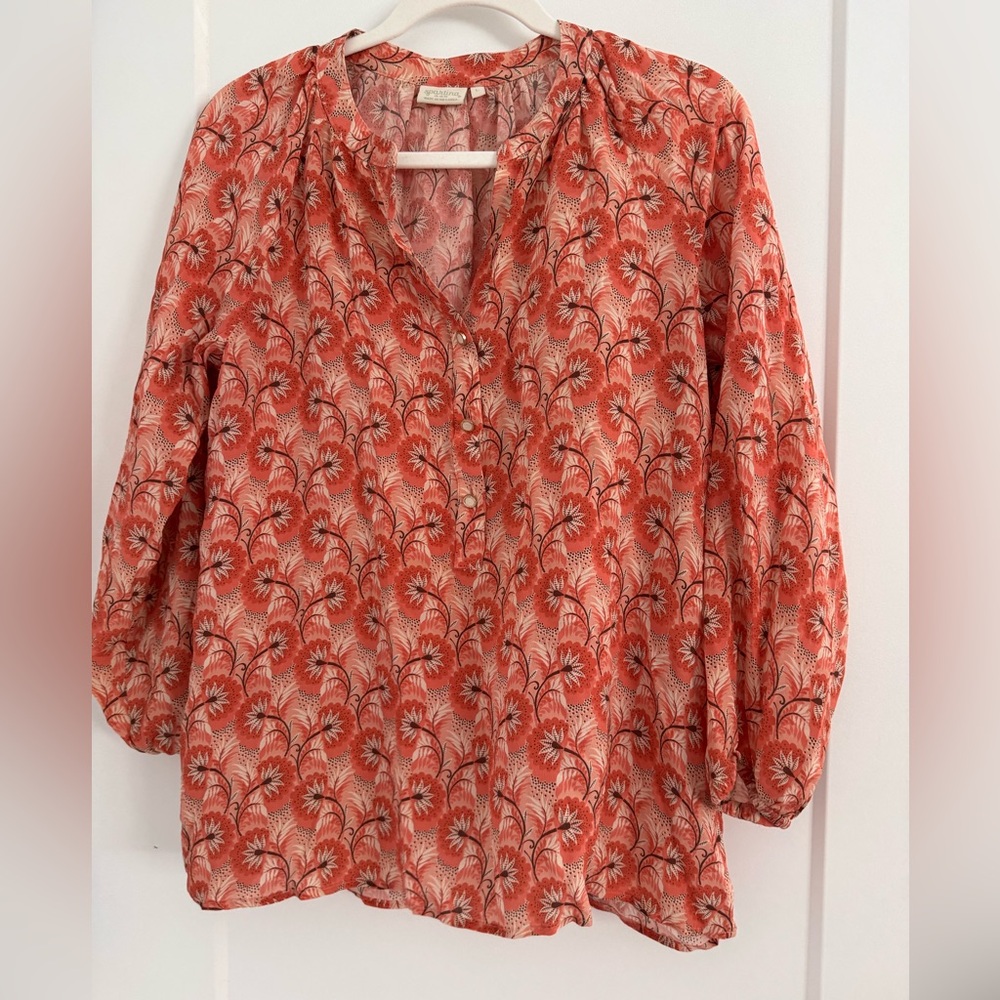 Spartina 449 Floral Peach, Orange  and Cream Women's Top